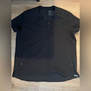 Figs Black Limbe Pintuck Scrub Top Medium